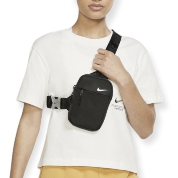 Nike Sportswear Essential Crossbody Waist Bag Fanny Pack Belt Festival Black - Picture 6 of 6